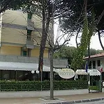 Ξενοδοχείο Airone