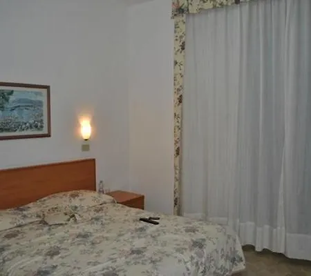 Airone 3* Marina di Pietrasanta